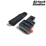 Universal Sidewinder Adaptor Black Airtech Studios (as-usa-m12-blk/ait293001) Universal Sidewinder Adaptor Black Airtech Studios (as-usa-m12-blk/ait293001)