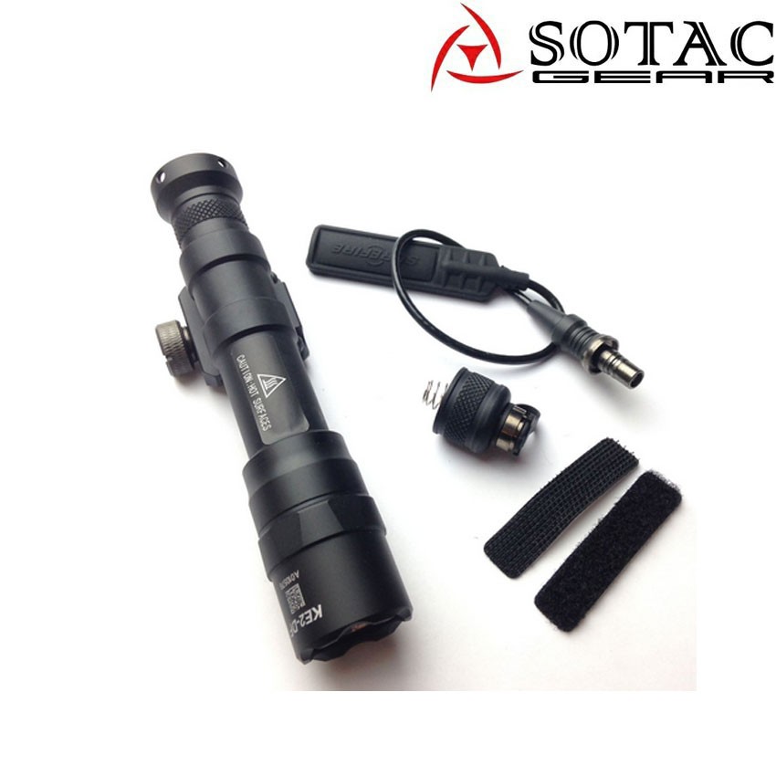 SBGJMY Torcia tattica Scout Light M300A 600 lumen, torcia M300 con pressostato, torcia tattica con guida Picatinny per campeggio, escursionismo (Nero