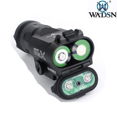 Flashlight X300UH-B sf BLACK wadsn (wd04003-bk-lo)