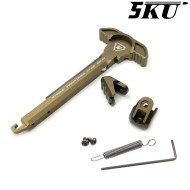 Leva armamento ambidestra FDE Strike Latchless per m4 aeg 5KU (5ku-si-04-fde) Leva armamento ambidestra FDE Strike Latchless per m4 aeg 5KU (5ku-si-04-fde)