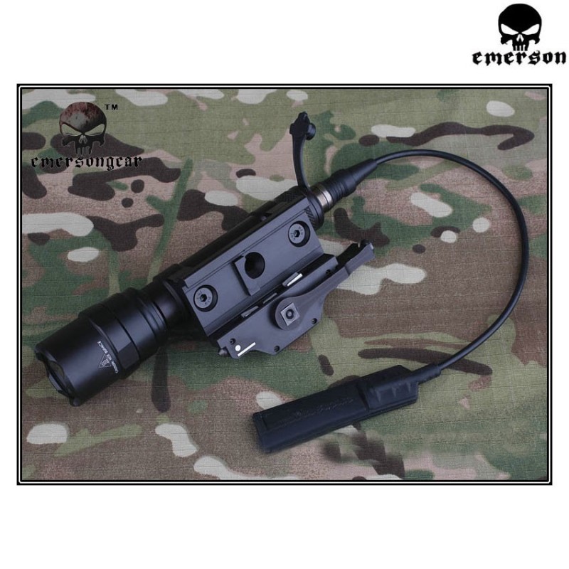 Torcia M620u Led Tactical Black Emerson (em9088bk)